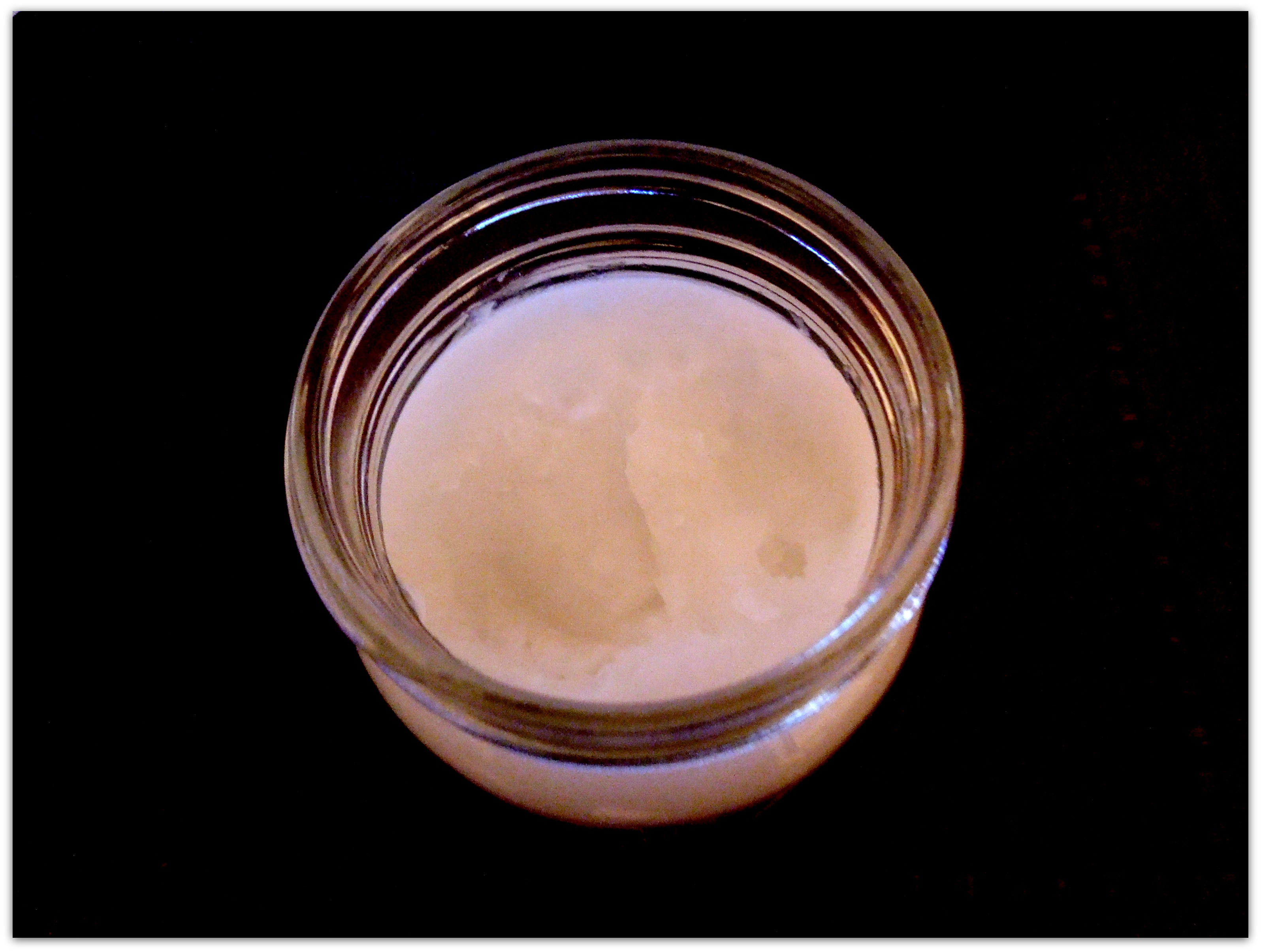 Coconut oil deodorant