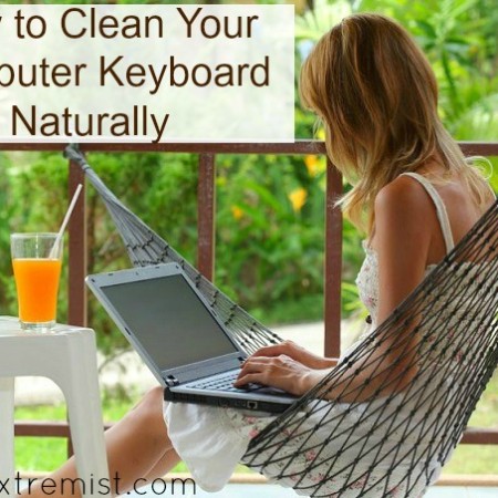 How to Clean a Keyboard Naturally Using Vinegar - I use this mixture regularly to clean my keyboard and remove germs and bacteria. This DIY keyboard cleaning mixture is easy to make and inexpensive. #natural #keyboard #computer #cleankeyboard #howtocleankeyboard